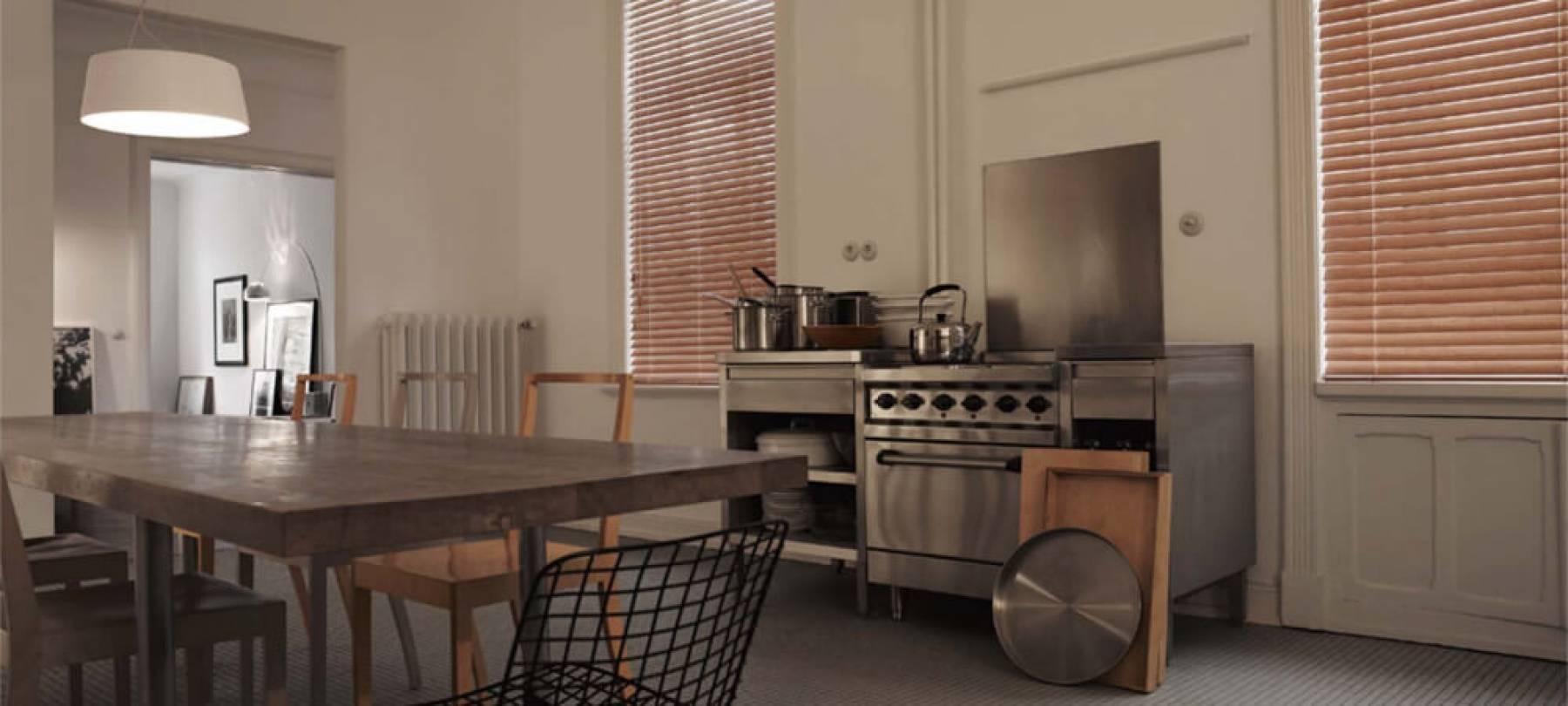 Blinds and screens installation