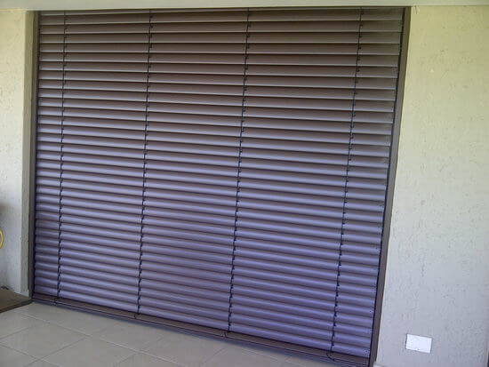External venetian blinds Ravenhill project