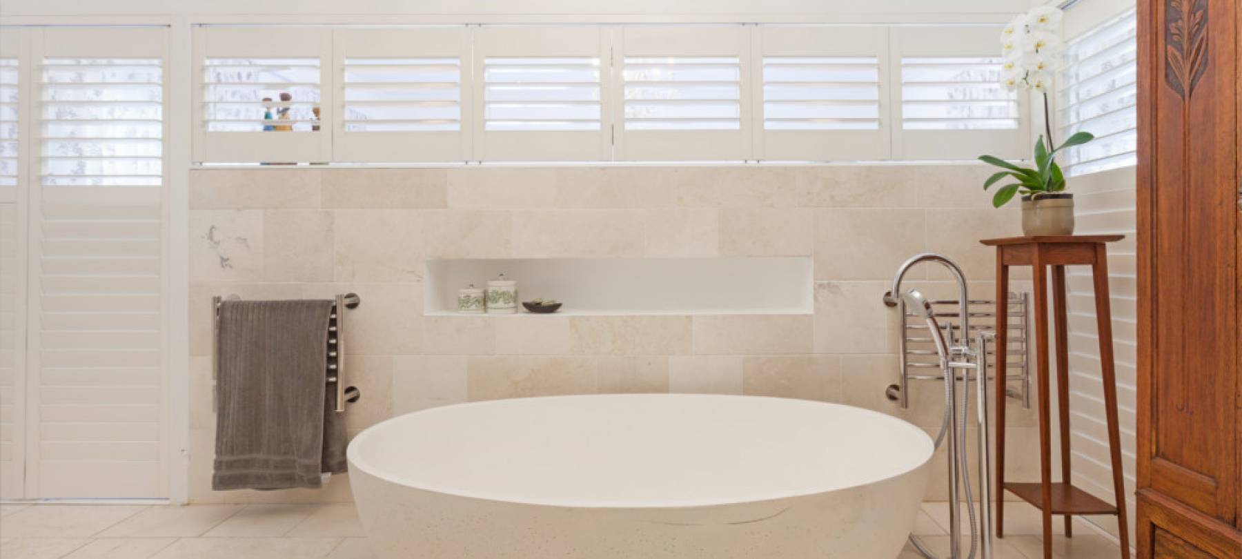 Thermowood PVC shutters installation